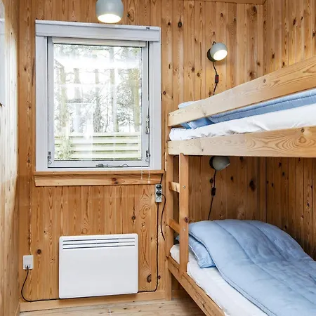 6 Person In Struer-by Traum Struer