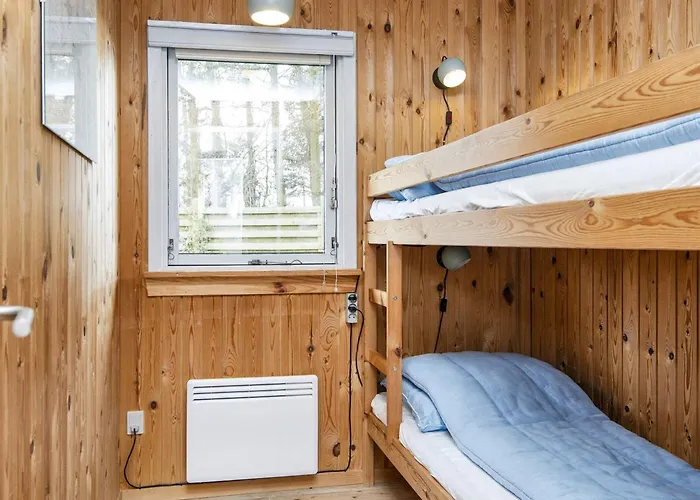6 Person In Struer-by Traum Struer